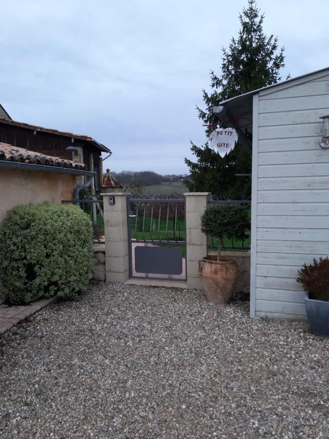 Gite Les Deux Meules Sainte-Colombe  Eksteriør billede